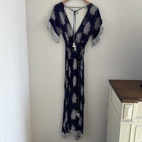 Faithfull The Brand Tuula Maxi Dress Devani Print Longline Dress USA 2 - Picture 10 of 14